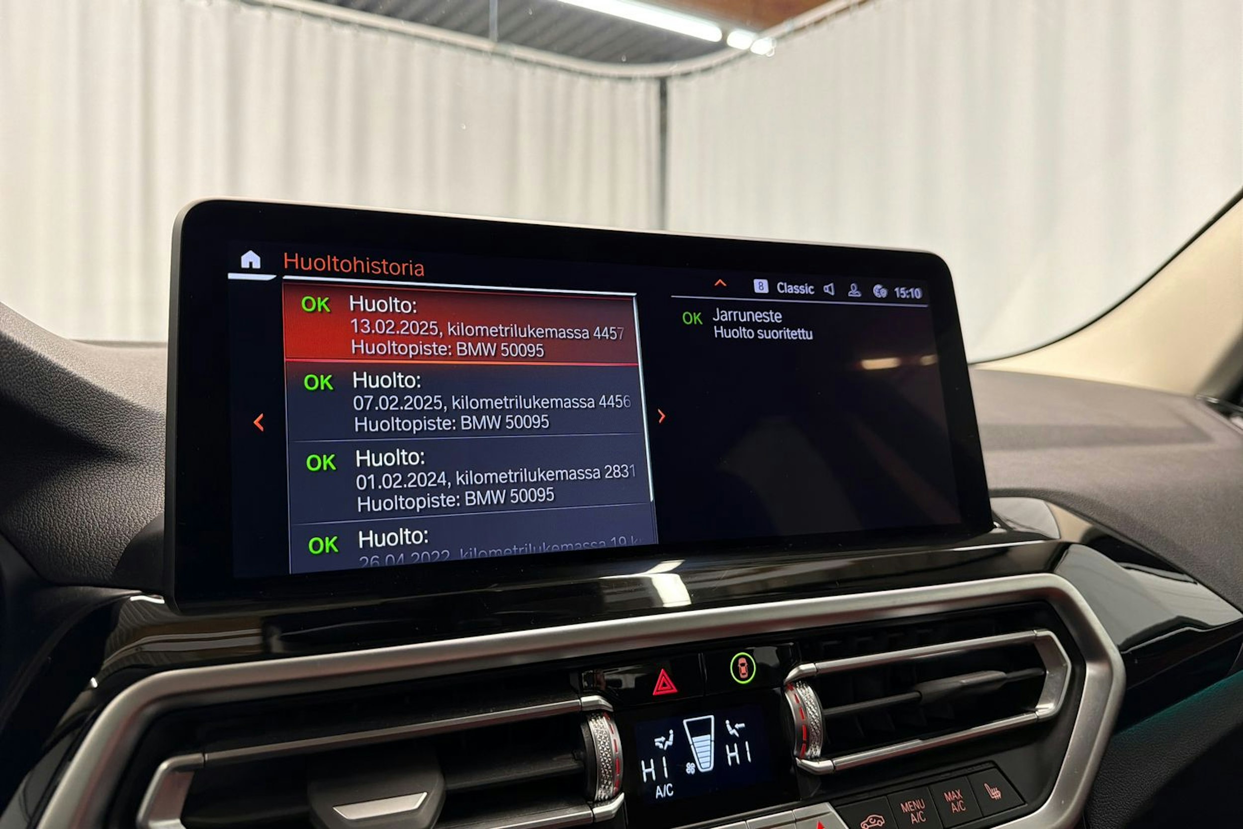 harmaa BMW X3 2022 kuva 23.