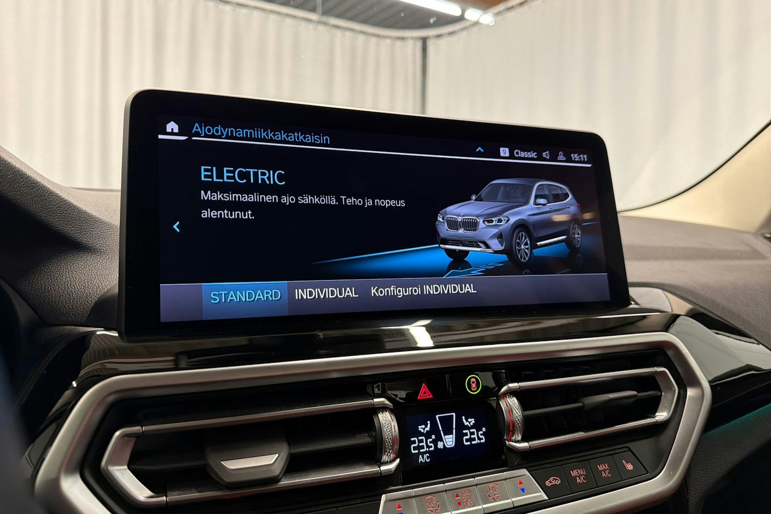 harmaa BMW X3 2022 kuva 27.