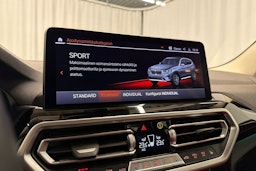 harmaa BMW X3 2022 kuva 29.