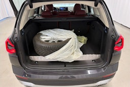 harmaa BMW X3 2022 kuva 33.