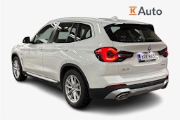 Valkoinen BMW X3 2022 kuva 2.