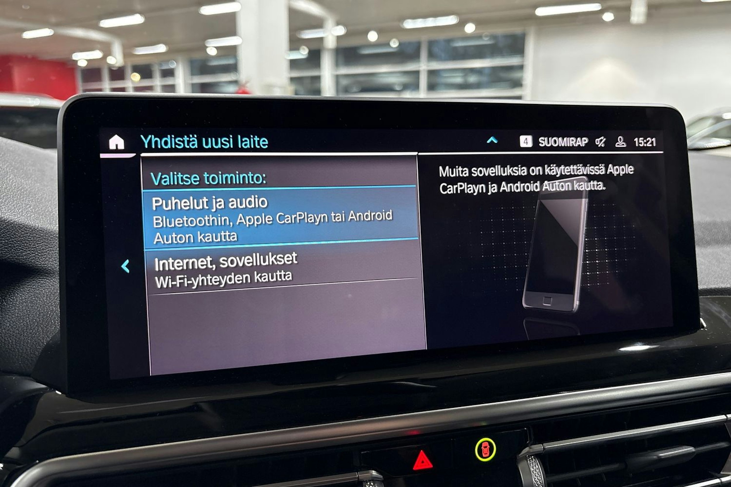 Valkoinen BMW X3 2022 kuva 20.