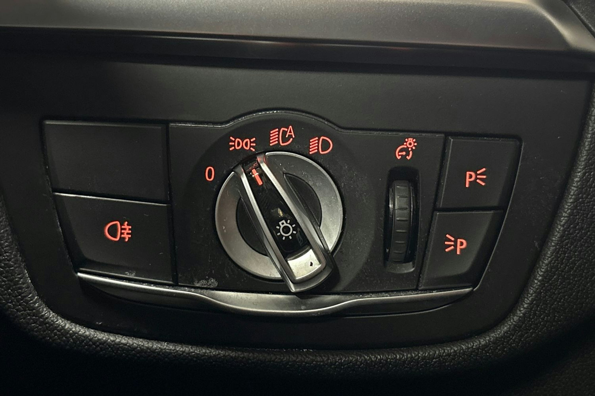 Valkoinen BMW X3 2022 kuva 25.