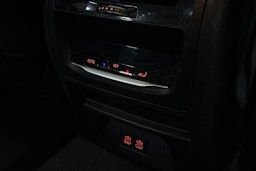 Valkoinen BMW X3 2022 kuva 27.