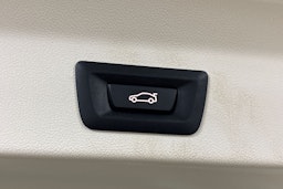 Valkoinen BMW X3 2022 kuva 29.