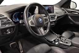 musta BMW X3 2022 kuva 7.