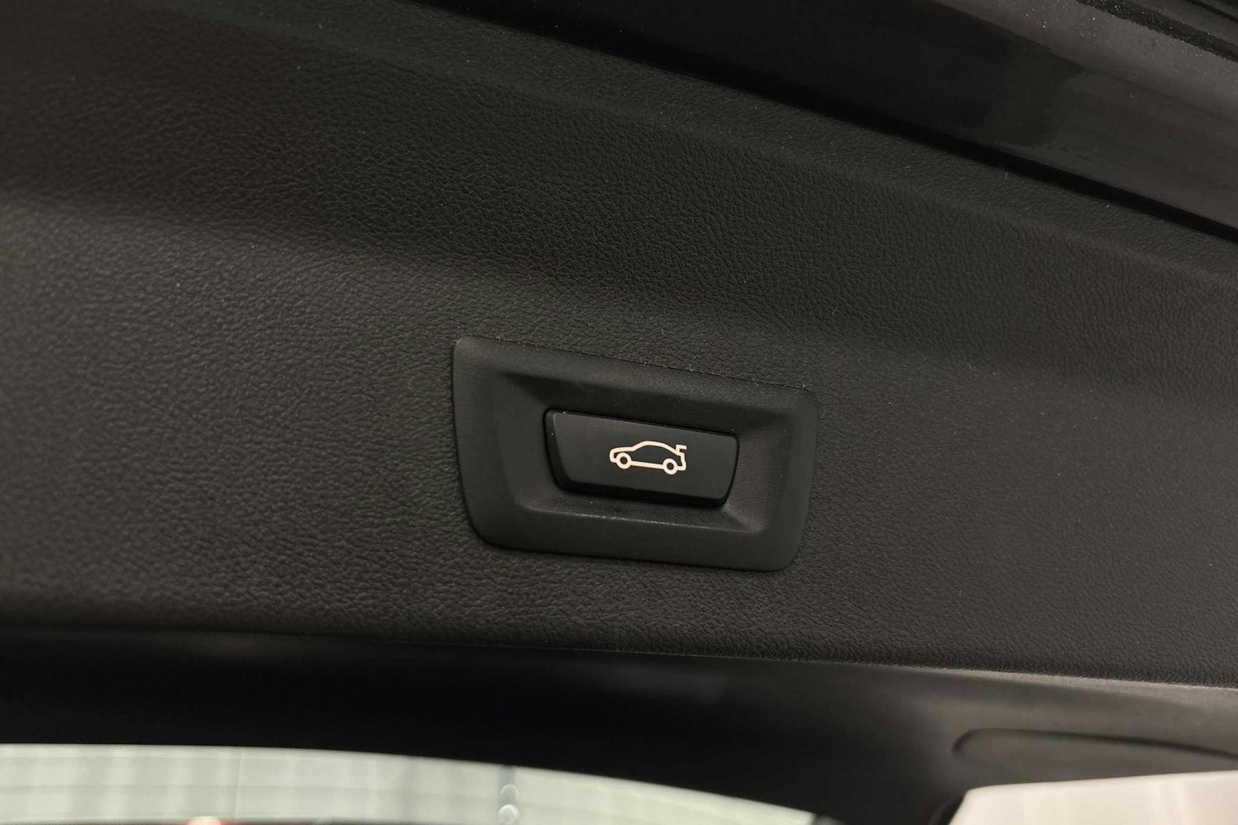 musta BMW X3 2022 kuva 17.