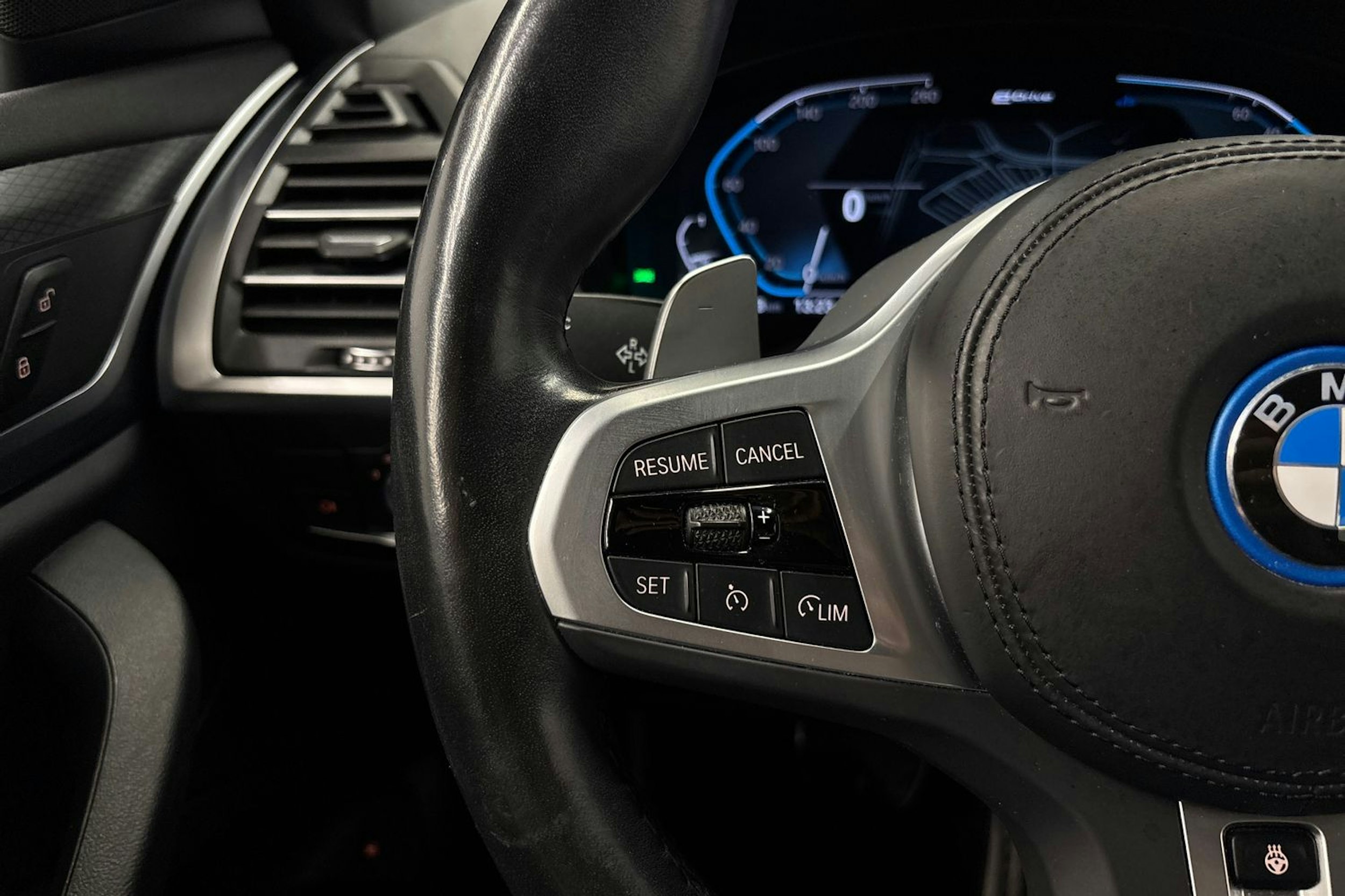 musta BMW X3 2022 kuva 22.