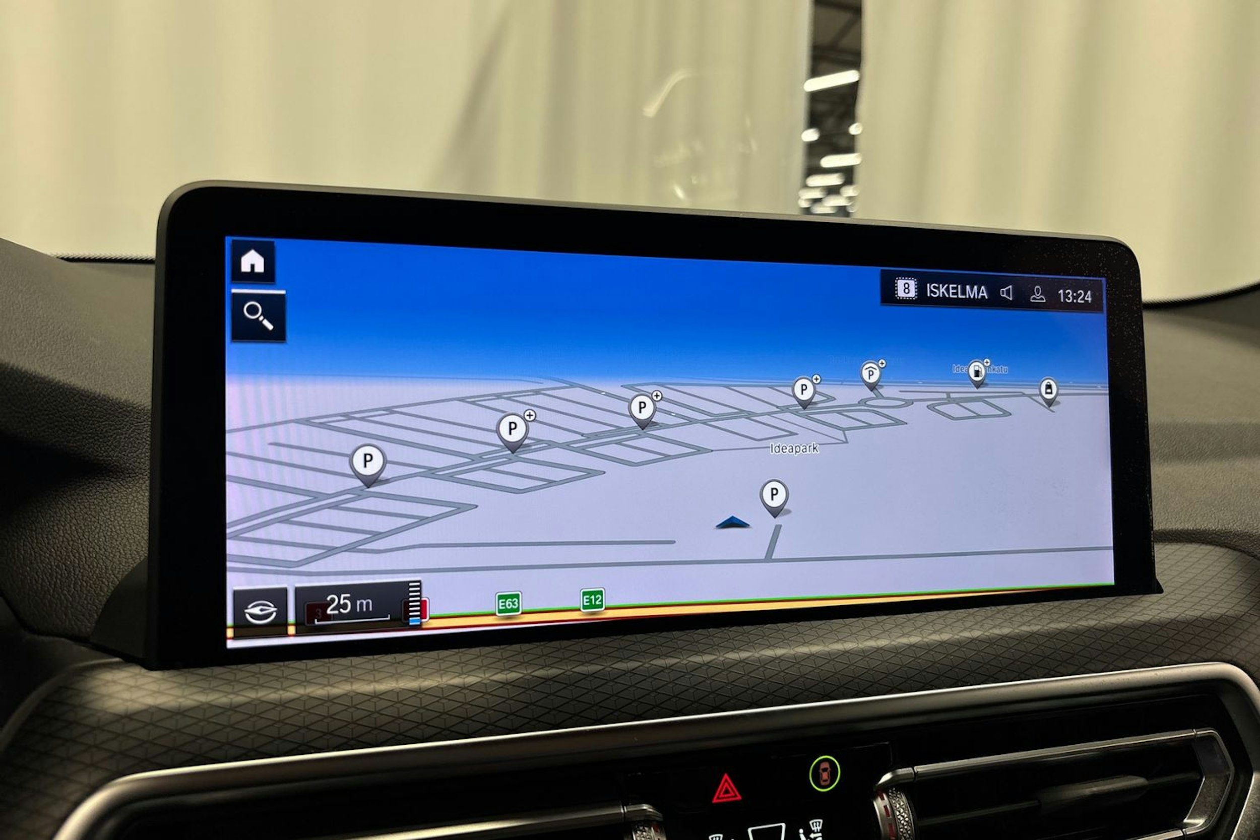 musta BMW X3 2022 kuva 25.