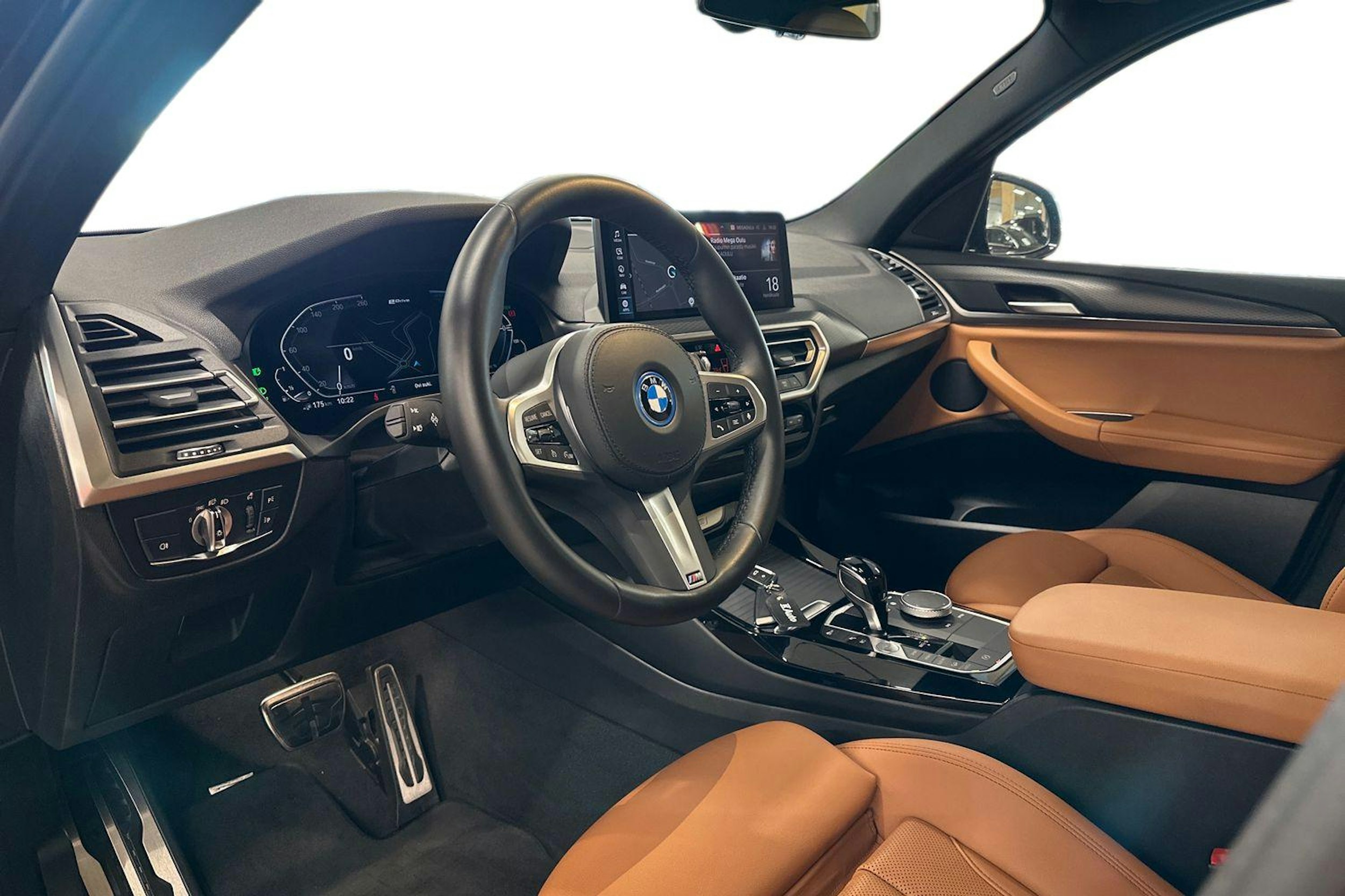 harmaa BMW X3 2022 kuva 3.