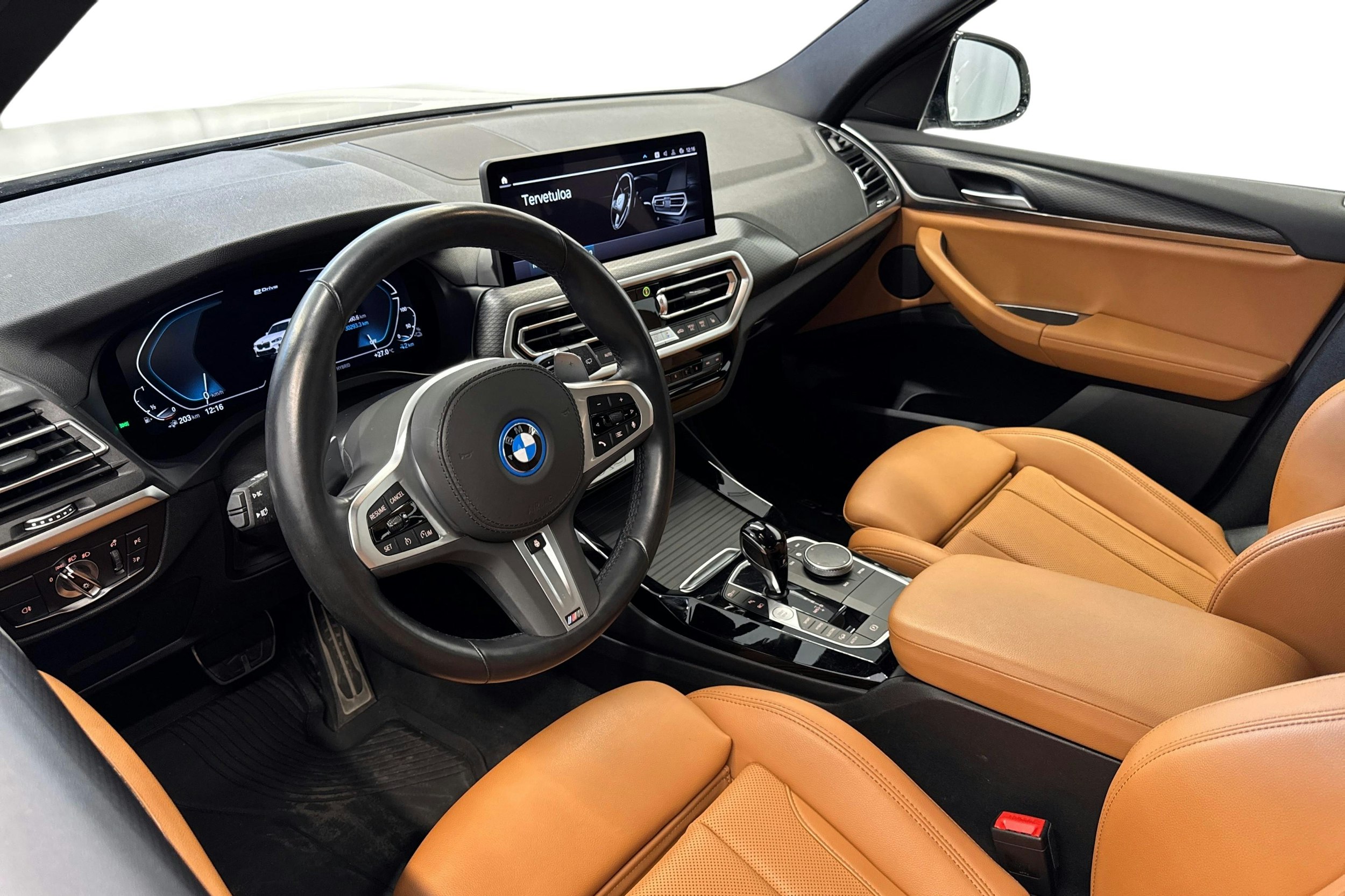 valkoinen BMW X3 2022 kuva 7.