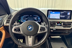 valkoinen BMW X3 2022 kuva 16.