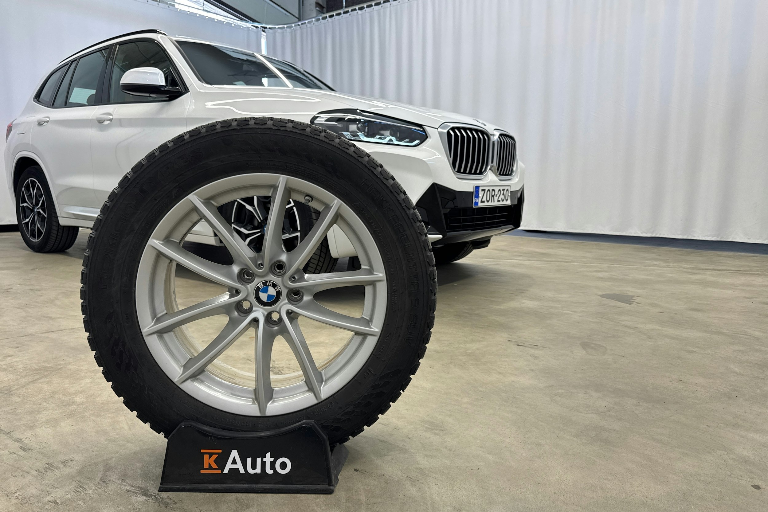 valkoinen BMW X3 2022 kuva 29.
