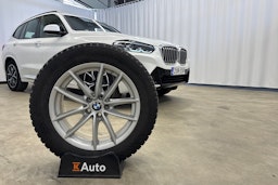 valkoinen BMW X3 2022 kuva 29.