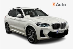 valkoinen BMW X3 2023 kuva 1.
