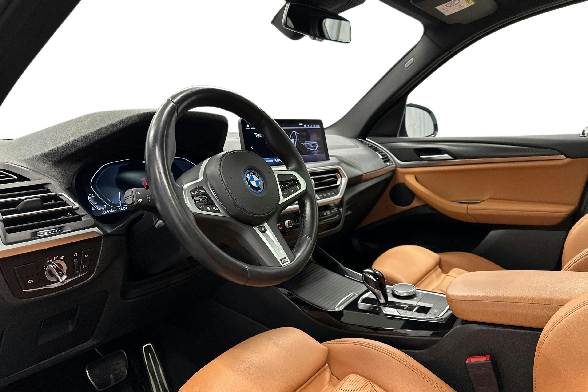 valkoinen BMW X3 2023 kuva 7.