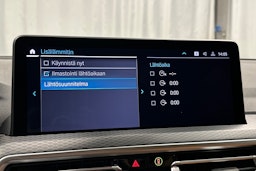 valkoinen BMW X3 2023 kuva 25.
