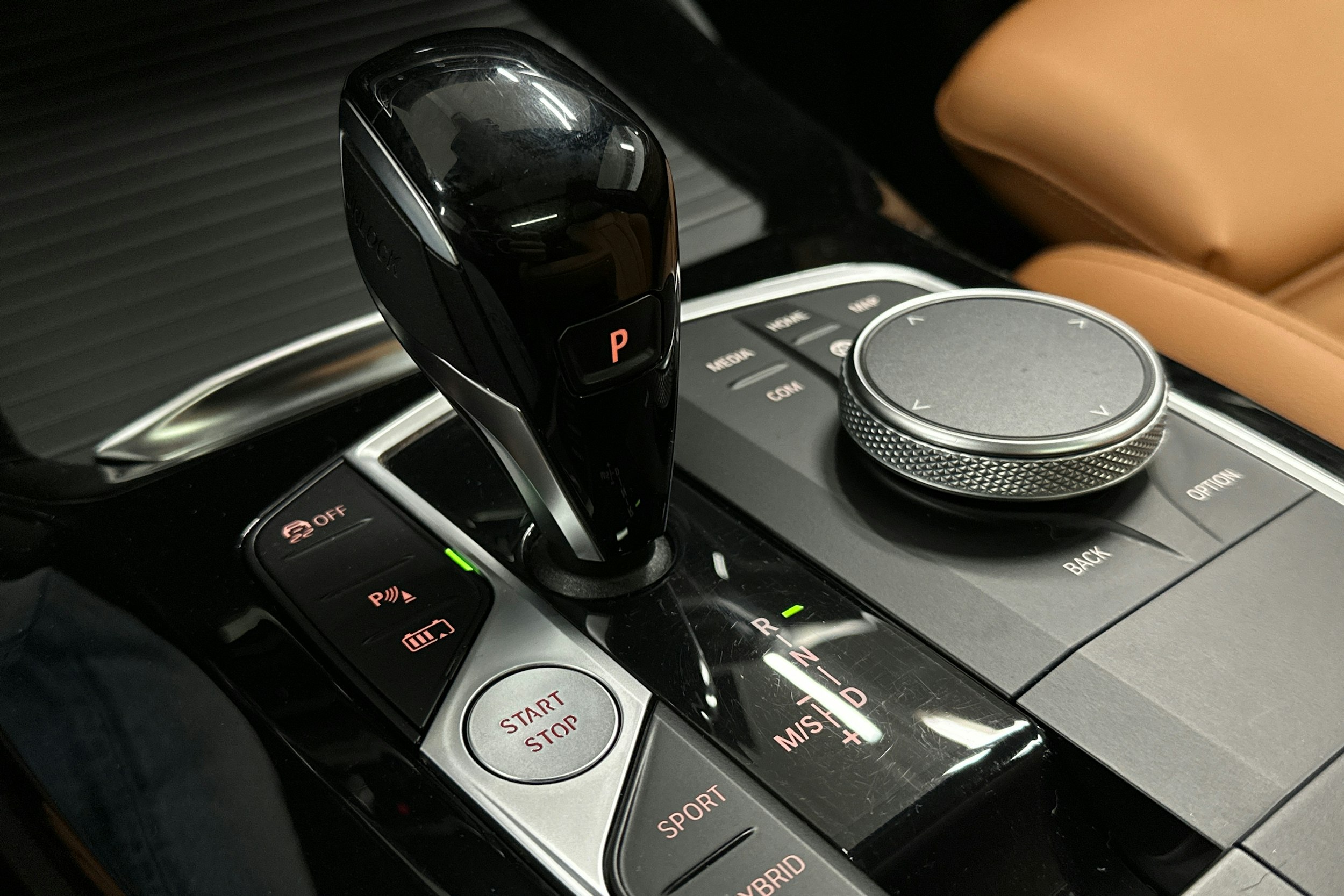 valkoinen BMW X3 2023 kuva 30.