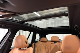 valkoinen BMW X3 2023 kuva 32.