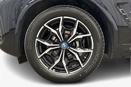 musta BMW X3 2023 kuva 11.