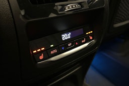 musta BMW X3 2023 kuva 16.