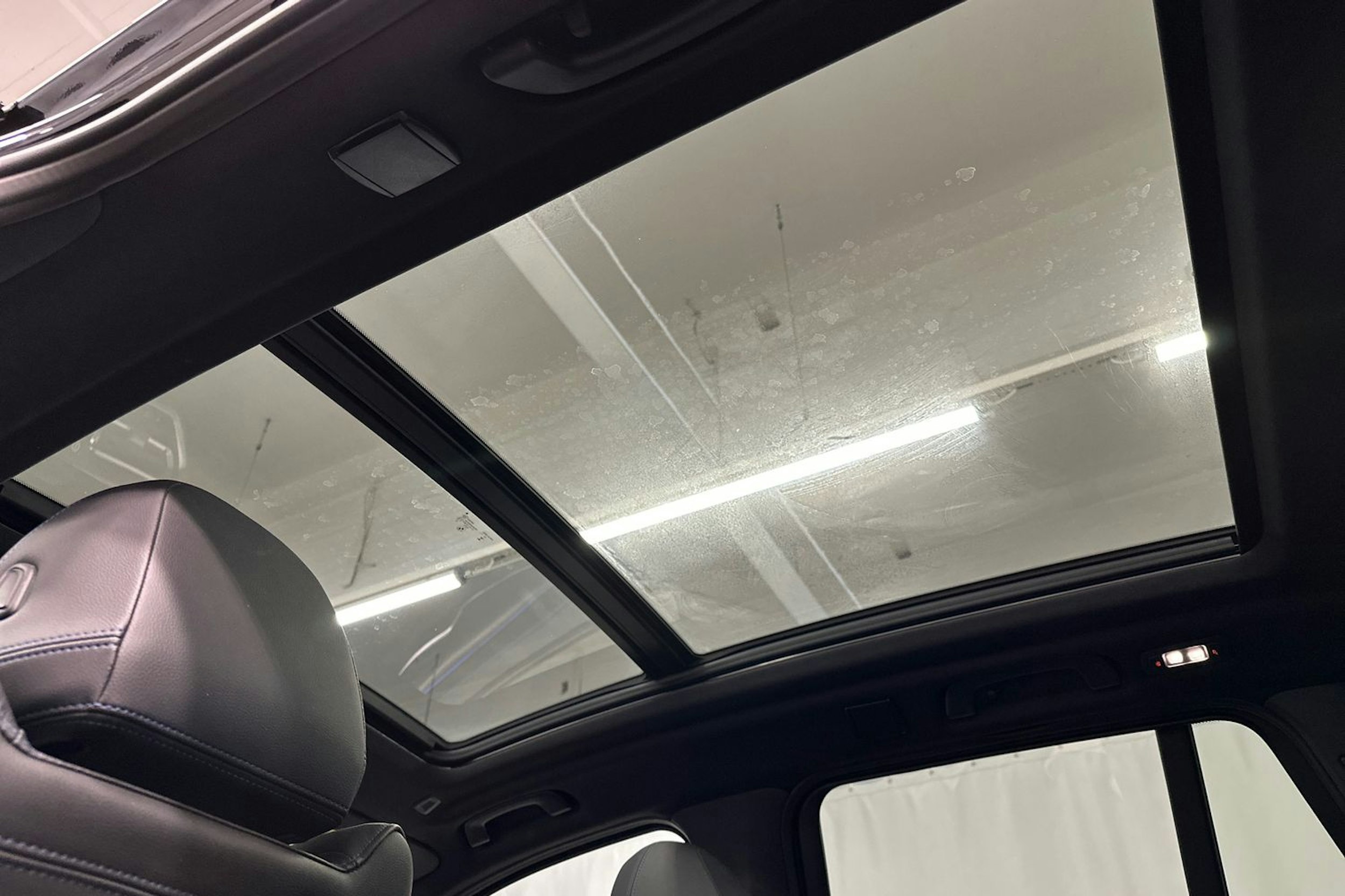 musta BMW X3 2023 kuva 18.