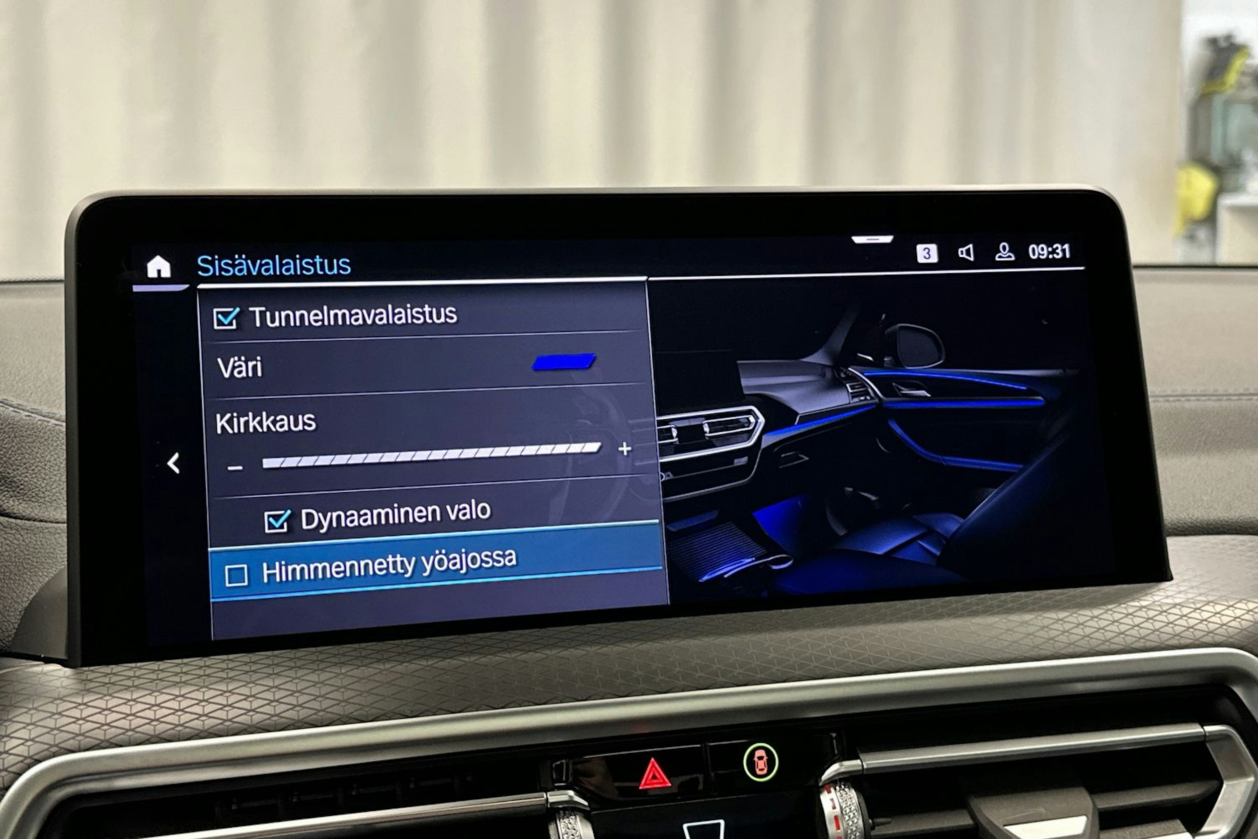 musta BMW X3 2023 kuva 31.