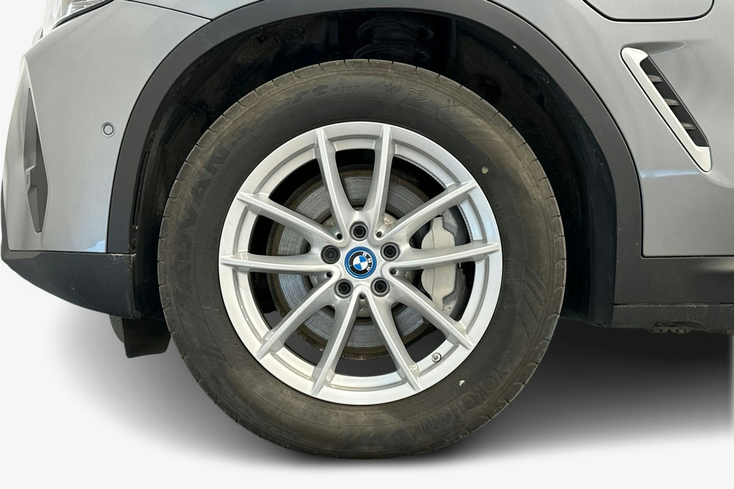 harmaa BMW X3 2023 kuva 11.