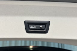 harmaa BMW X3 2023 kuva 16.