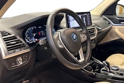 harmaa BMW X3 2023 kuva 7.
