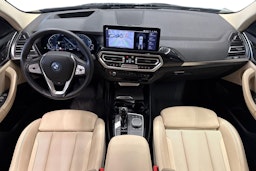 harmaa BMW X3 2023 kuva 9.