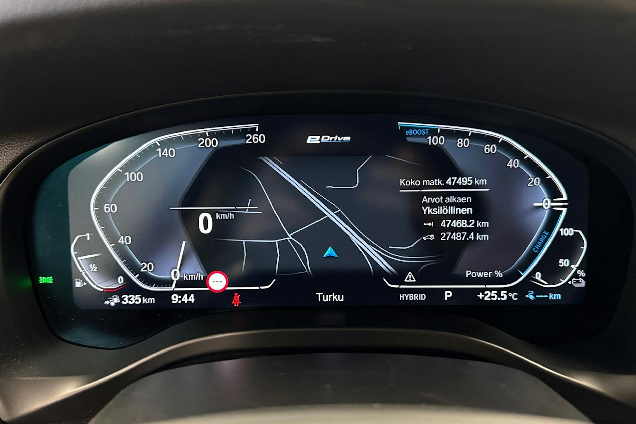 harmaa BMW X3 2023 kuva 17.