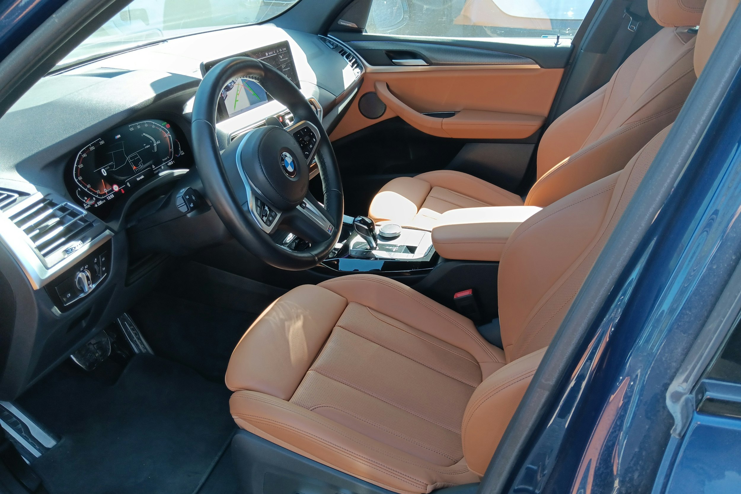 Sininen BMW X3 2023 kuva 3.