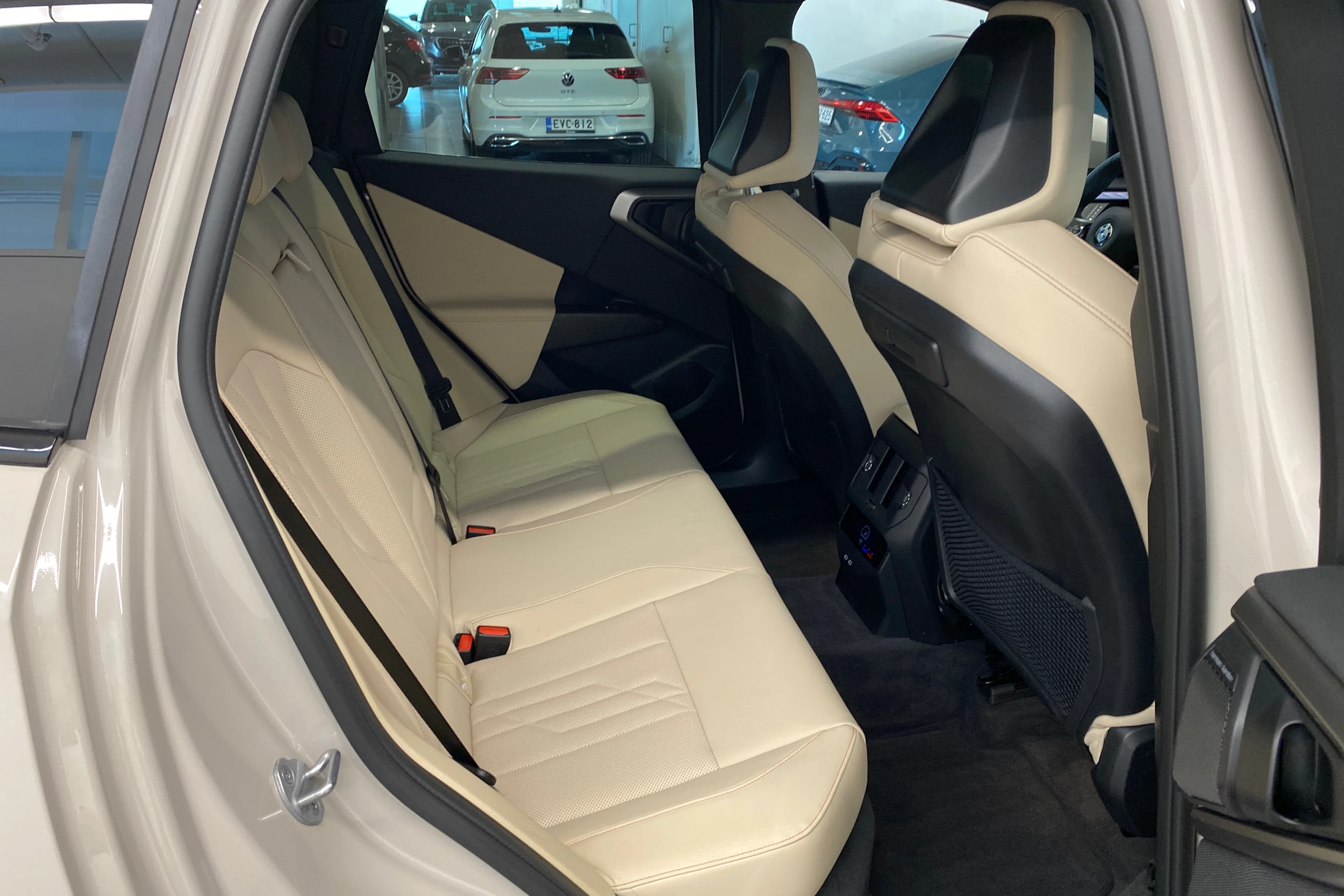 Harmaa BMW X3 2025 kuva 16.