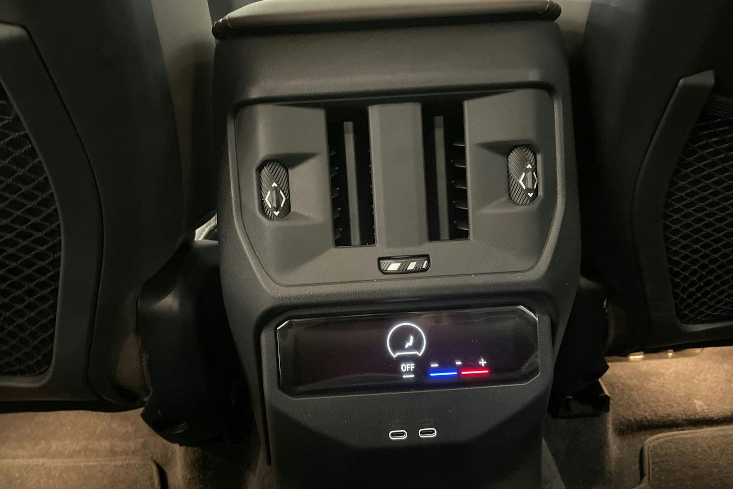 harmaa BMW X3 2025 kuva 13.