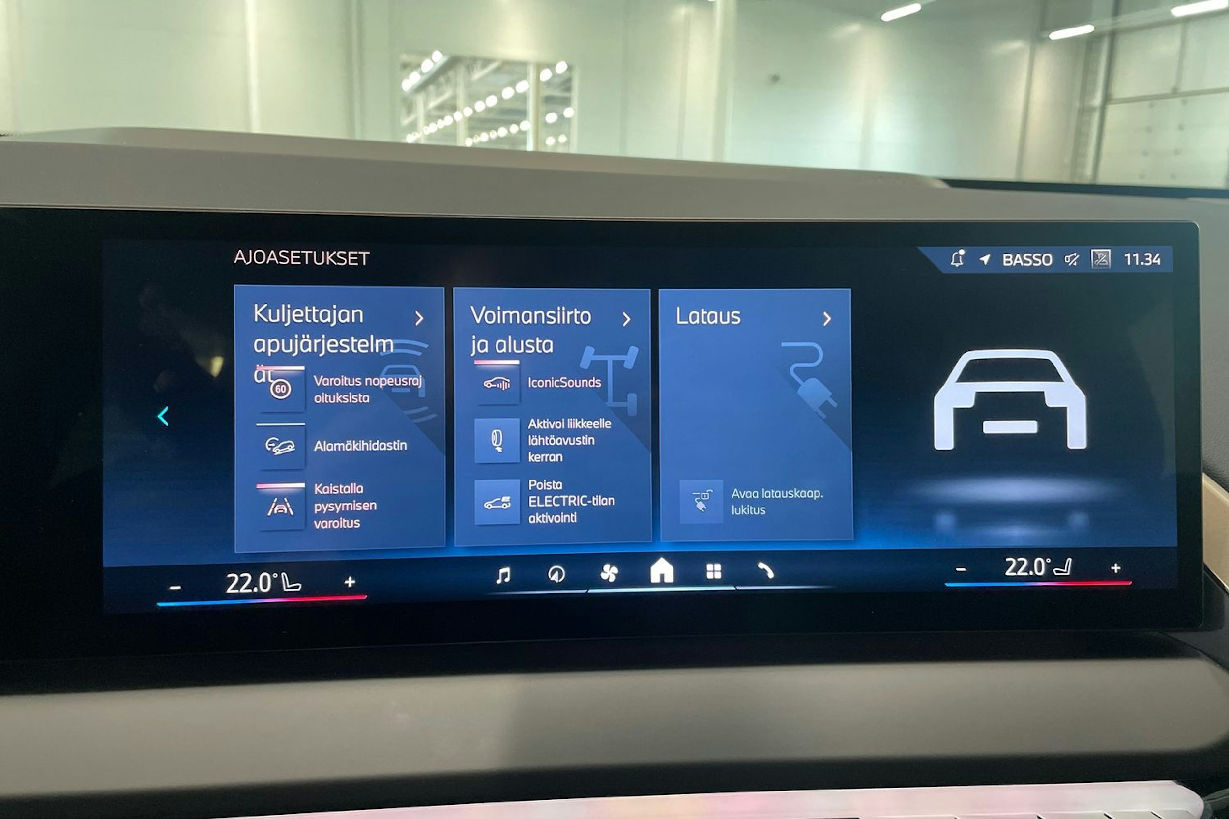 harmaa BMW X3 2025 kuva 25.