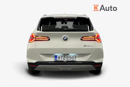 valkoinen BMW X3 2025 kuva 3.