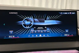valkoinen BMW X3 2025 kuva 21.