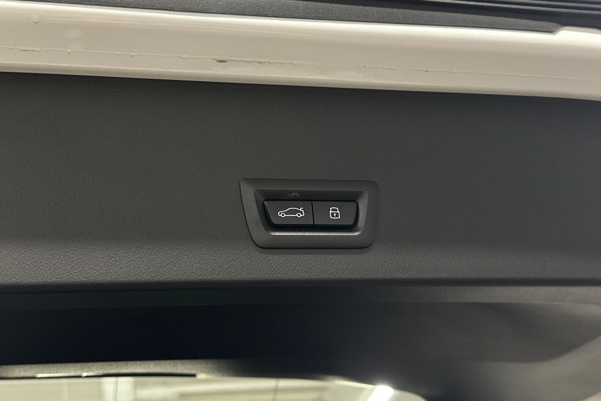 valkoinen BMW X3 2025 kuva 41.