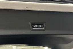 valkoinen BMW X3 2025 kuva 41.