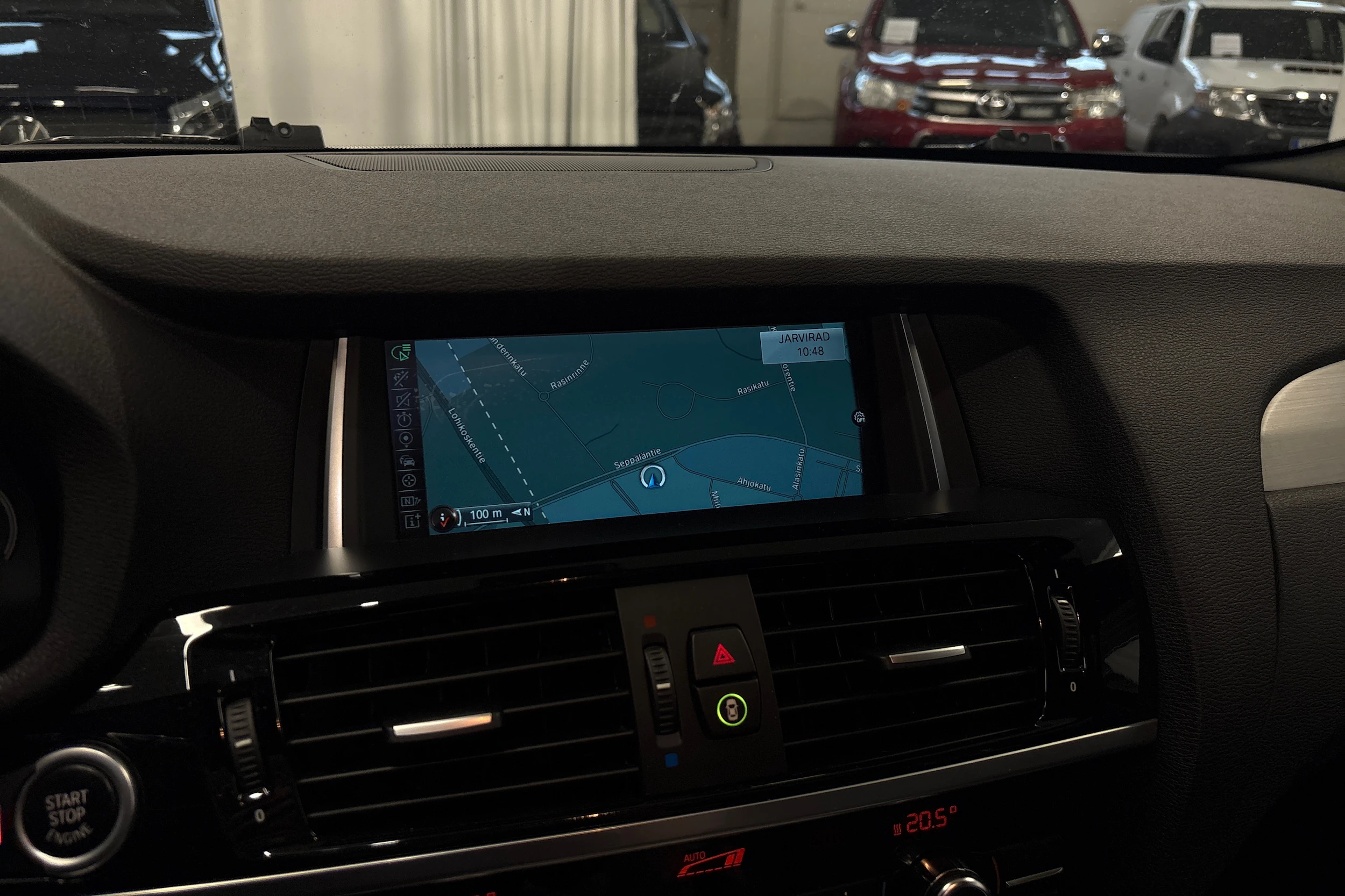 valkoinen BMW X4 2014 kuva 7.