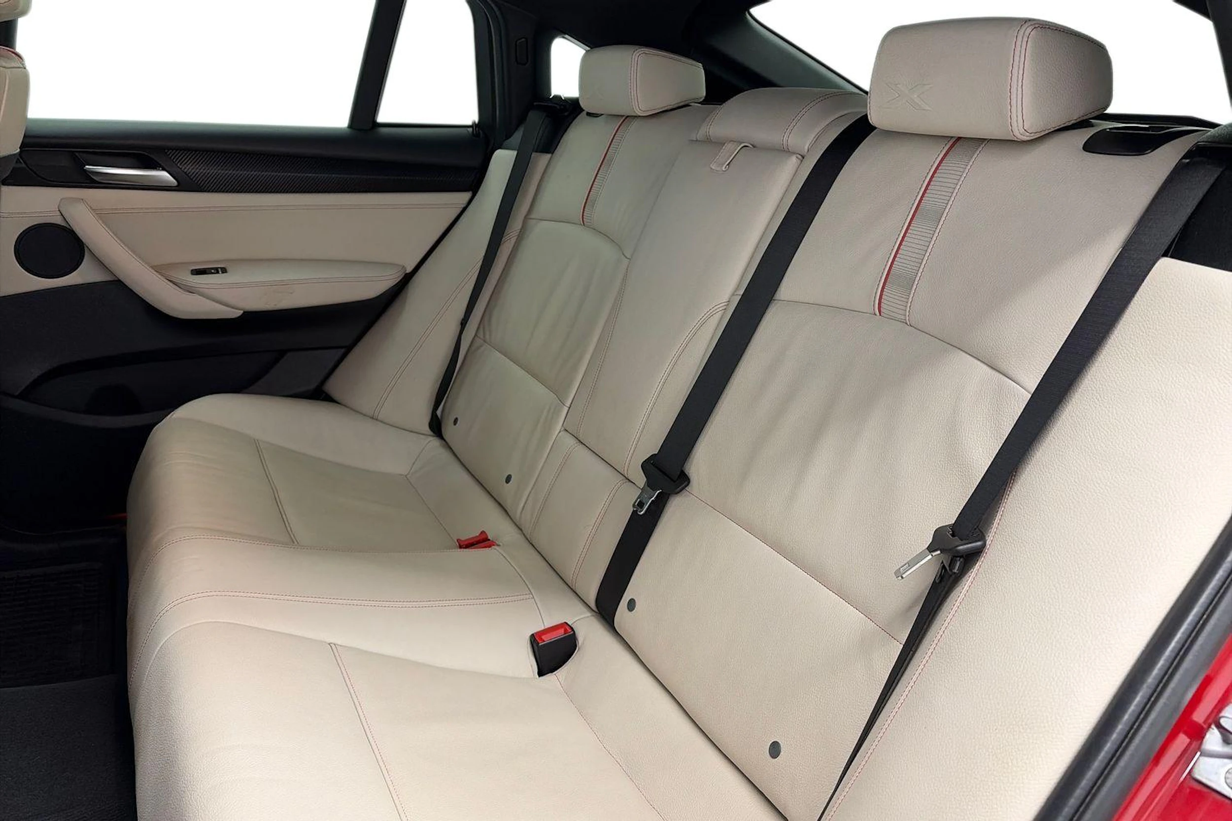 punainen BMW X4 2015 kuva 11.