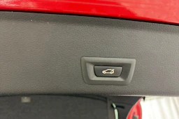 punainen BMW X4 2015 kuva 16.