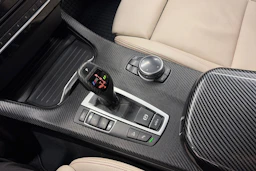 punainen BMW X4 2015 kuva 28.