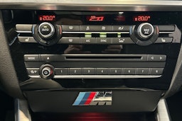 valkoinen BMW X4 2015 kuva 19.