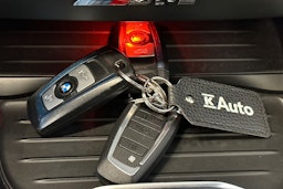 valkoinen BMW X4 2015 kuva 22.