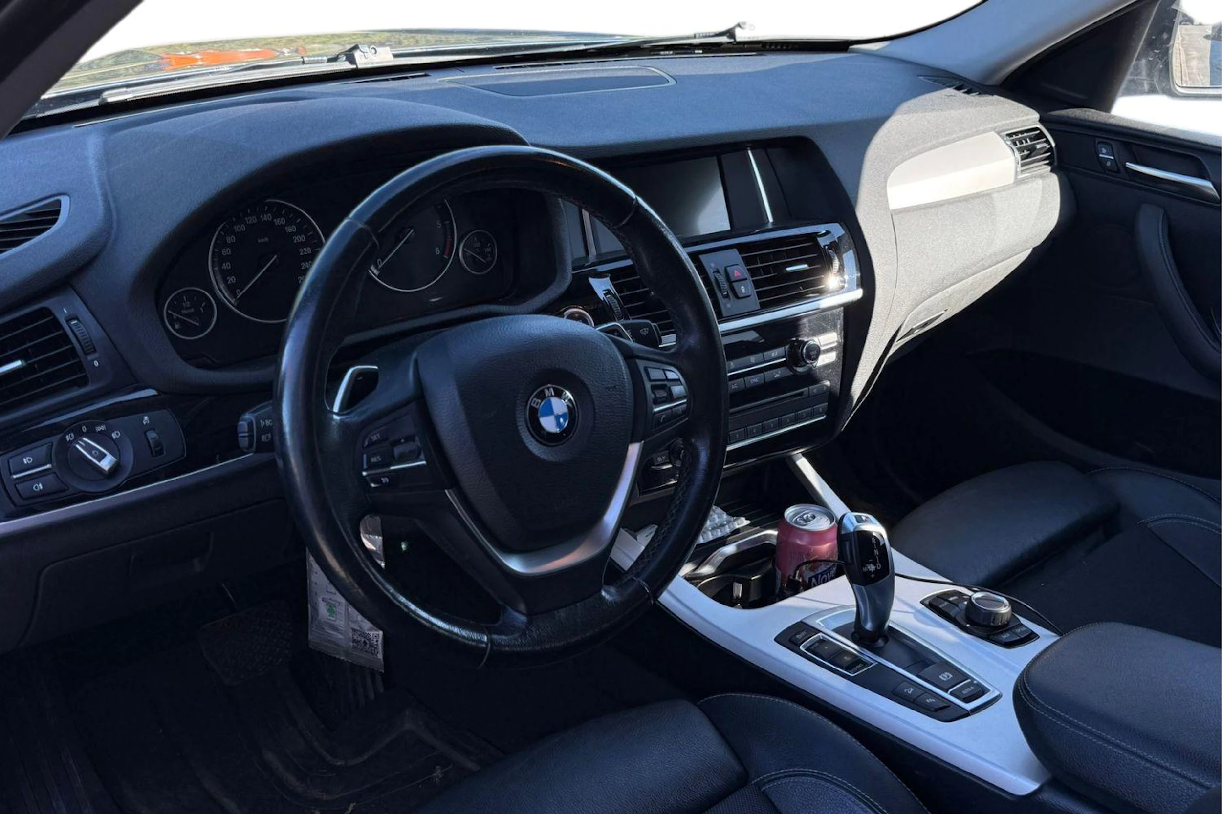 sininen BMW X4 2015 kuva 3.