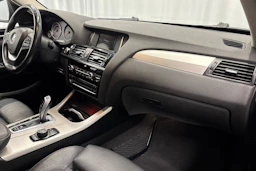 sininen BMW X4 2015 kuva 12.