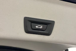sininen BMW X4 2015 kuva 14.