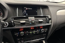 sininen BMW X4 2015 kuva 20.